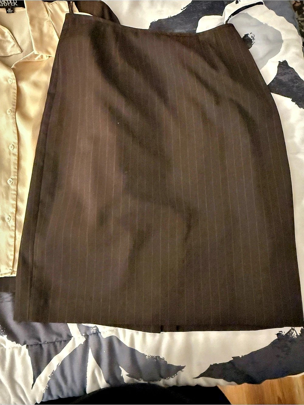 Kasper Pinstripe Pencil Skirt in Brown